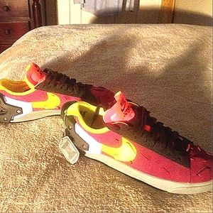 Nike Blazer Low Acronym. Night Maroon. Size 4. New